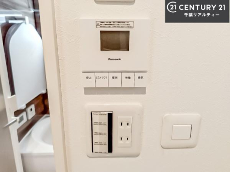 ̑ g[tĂ閣͓IȎdlłI~̓q[gVbN̗\hɂg܂B
J̓ł󕨂̂ŁA󕨂ߍ݂ɂI