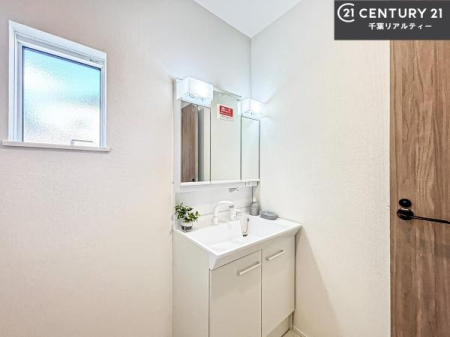 ʑEʏ t̖邢ʎłICɓւłĐɕۂƂł܂IRނ̂łς̎dオǂȂ܂ˁI