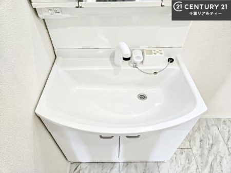 ʑEʏ [ʑ{ÉA˂ɂ̂łꂪyXIۂĂ܂I
LCȐʏŎ̃`x[Vオ܂ˁI