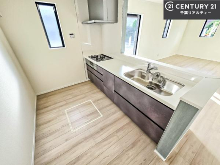 Lb` lC̑ΖʎVXeLb`̗pĂ܂IƑ̃R~jP[VRƑ݌vłB
qlɂڂ͂̂ŊłˁB[͂܂I