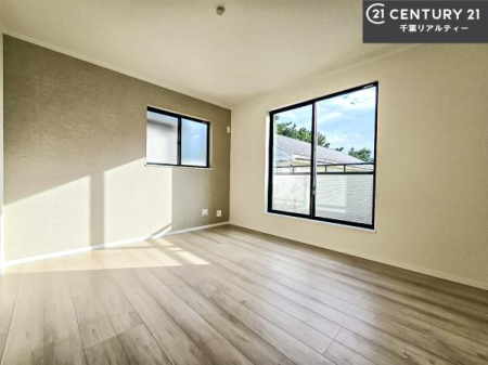 m oRj[ɖʂĂmłB邭肪ACł܂INāAOɏoĔwLт[ċzǂ}邱ƂołˁI