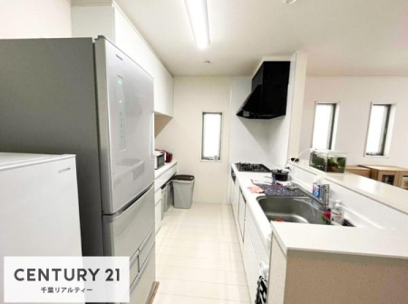 Lb` lC̑ΖʎVXeLb`̗pĂ܂IƑ̃R~jP[VRƑ݌vłB
qlɂڂ͂̂ŊłˁB[͂܂I