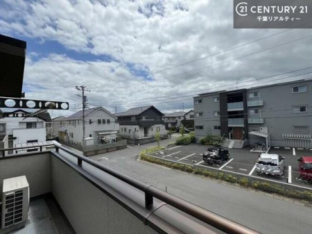 oRj[ zǍDȃoRj[łIꂽɂ͐nJIȎԂy߂܂B