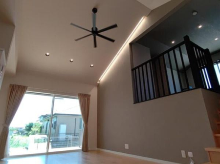 rO 傫ȑ炽Ղ̗z閾邢rOBĴ郊rOŉƑĉ났̎Ԃ߂܂B