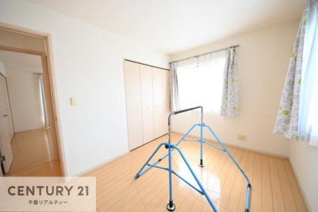 q VvɃfUCĂ邽߁AƋIт܂I
Cɓ̉ƋuĂ낰Ԃ邱Ƃł܂B
