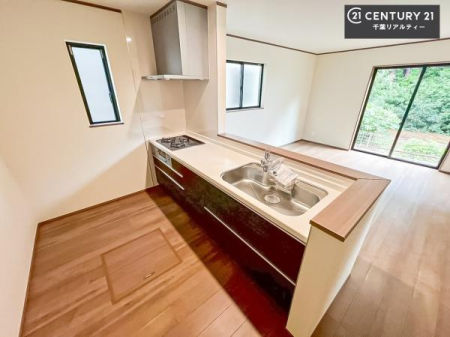 Lb` lC̑ΖʎVXeLb`̗pĂ܂IƑ̃R~jP[VRƑ݌vłB
qlɂڂ͂̂ŊłˁB[͂܂I