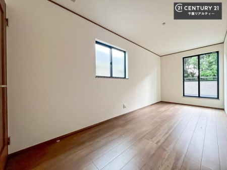 m oRj[ɖʂĂmłB邭肪ACł܂INāAOɏoĔwLт[ċzǂ}邱ƂołˁI