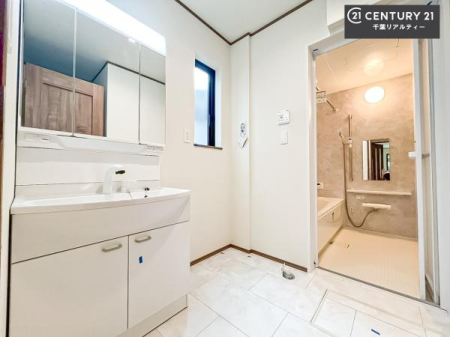 ʑEʏ Oʋdl̐ʏ́AgȂ݂₷I͎[ɂȂĂ܂BhC[₨ϓЕt̂ŐʑXbLƌ邱Ƃo܂I