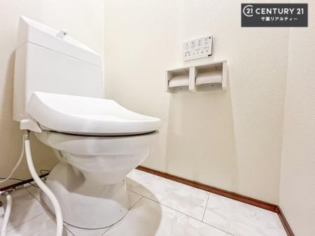 gC 1E2KɃgC܂I̖Zԑт҂ɂ݂łˁBƂ̂gCłꂪ₷łI