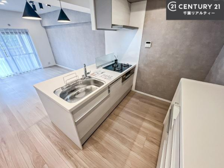 Lb` lC̑ΖʎVXeLb`̗pĂ܂IƑ̃R~jP[VRƑ݌vłB
qlɂڂ͂̂ŊłˁB[͂܂I