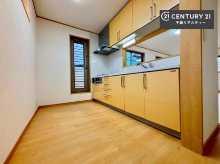 Lb` Ƃ肠钲Xy[XōƂ₷KȃLb`łI
qlƈꏏɂَqy߂LXXy[XłByԂɂȂ肻łˁI