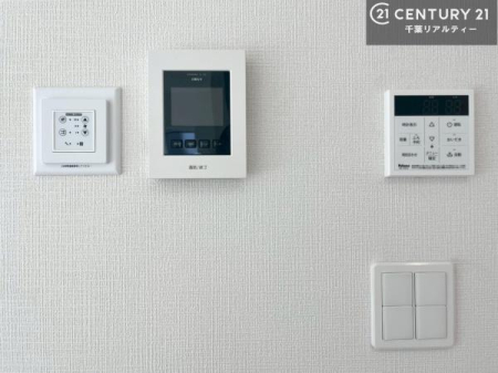 ̑ TVj^[tC^[złql̂ԒȂǂSłˁB
