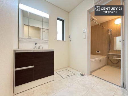 ʑEʏ t̖邢ʎłICɓւłĐɕۂƂł܂IRނ̂łς̎dオǂȂ܂ˁI