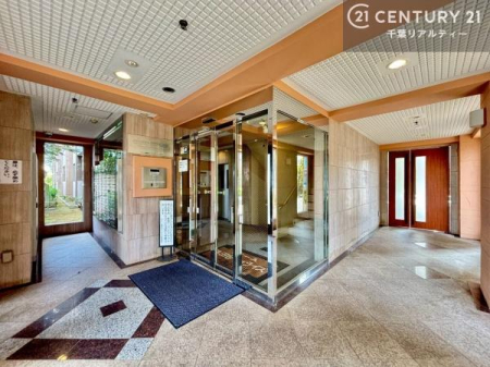 GgX I[gbNtŕsR҂̐NhAƑ̈SS݌vB̕炵ɂƂvX܂B