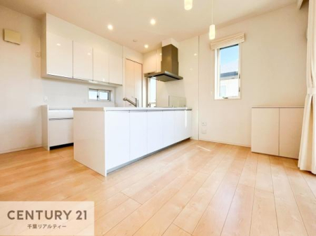 rO ĴLXLDKI\t@[_CjOe[uuĂɂȂȂ̂ŉKɉ߂܂IR~jP[V₷rOłI