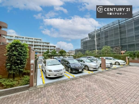  ڂ󂫏󋵂m肽ꍇ͂Cyɂ₢킹I
ӊAql̂]ɍꏏɂēv܂BZ[AhoCU[ɂ邲k܂B