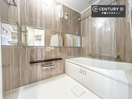  l͋̕C̃oX[́AoĂăoX^C[I
d撣Ă邲JɂD݂̓̓܂āAył݂Ă͂ł傤H