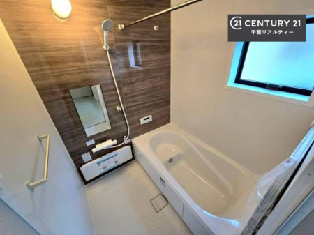  Ƃ̂oX[IKȃoX^C܂I
1̔ƖĂfGȃN[[VԂɂȂ肻łˁB