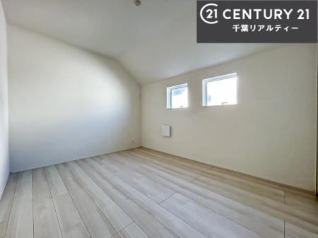 m VvɃfUCĂ邽߁AƋIт܂I
Cɓ̉ƋuĂ낰Ԃ邱Ƃł܂B