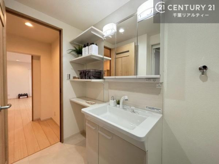 ʑEʏ Oʋdl̐ʏ́AgȂ݂₷I͎[ɂȂĂ܂BhC[₨ϓЕt̂ŐʑXbLƌ邱Ƃo܂I