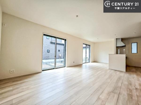 rO ĴLXLDKI\t@[_CjOe[uuĂɂȂȂ̂ŉKɉ߂܂IR~jP[V₷rOłI