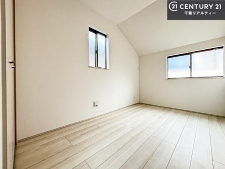 q |oȂ́Aql̂ƂĂSłI
[Xy[X[Ă̂ŎU炩TbƕЕt܂I