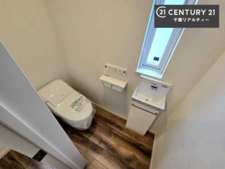 gC gCɂ́A􂢃Xy[XtĂ܂I
GOɎ肪􂦂̂ŉqIłˁI