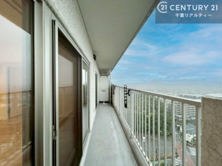 oRj[ zǍDȃoRj[łIꂽɂ͐nJIȎԂy߂܂B
