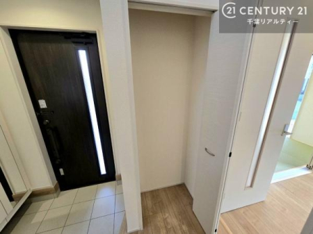 [ Ղ̎[Xy[XŁA炵萮Z܂BƑ̉וꂢɕЕtAKɉ߂܂B