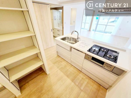 Lb` R͎Ôł̓isł܂B
OtłBXy[XLXĂ׍Ƃ₷Ig肪ǂVXeLb`łI