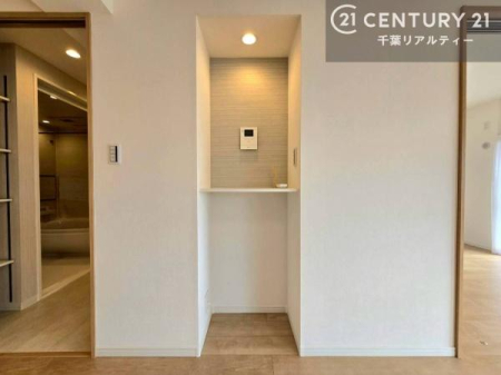 ̑ CgAbv邨ȃjb`Ɏʐ^Ał܂I