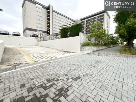 ̑n T̂Ev]EȂǁAȂƕЃX^bt܂ł\tIsYɊւ邱ƂȂAǂ̂悤ȂƂłSӑΉĒ܂B