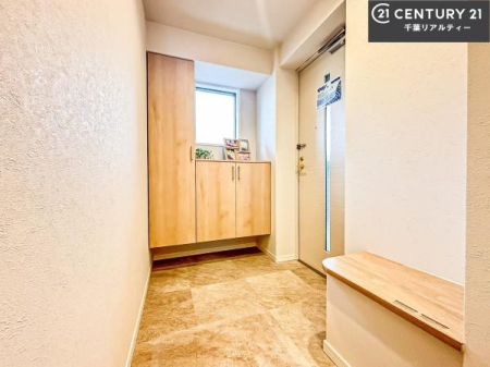  V[Y{bNXtȂ̂ŁAւЕt|₷łI
XbLւŌ˂JuԁÂSnԂo}Ă܂B
