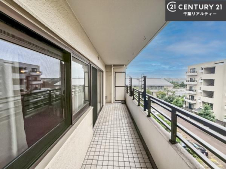 oRj[ zǍDȃoRj[łIꂽɂ͐nJIȎԂy߂܂B