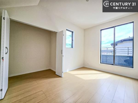 rOȊŐ VvɃfUCĂ邽߁AƋIт܂I
Cɓ̉ƋuĂ낰Ԃ邱Ƃł܂B