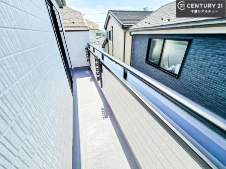 oRj[ zǍDȃoRj[łIꂽɂ͐nJIȎԂy߂܂B