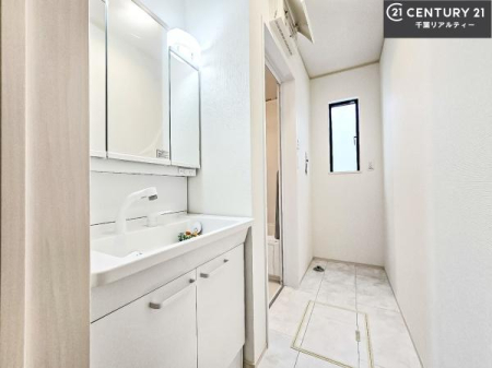 ʑEʏ Oʋdl̐ʏ́AgȂ݂₷I͎[ɂȂĂ܂BhC[₨ϓЕt̂ŐʑXbLƌ邱Ƃo܂I