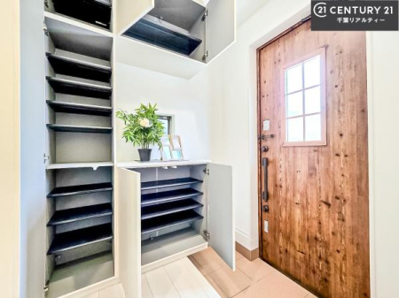  V[Y{bNXtȂ̂ŁAւЕt|₷łI
XbLւŌ˂JuԁÂSnԂo}Ă܂B
