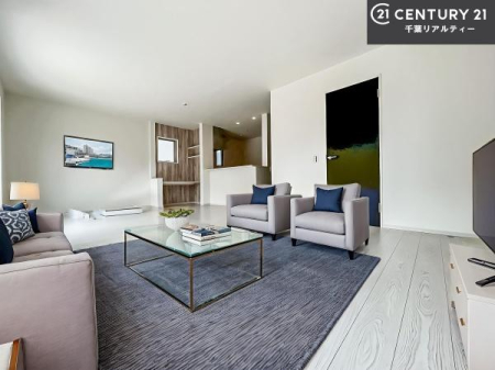 rO ƋCGp[XłBSnǂrO͉ƑRƏW܂܂BƑcR̎ԂłBƑƁAw[Ԃ߂łˁB邭JIȋԂłB