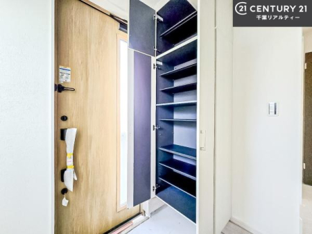  V[Y{bNXtȂ̂ŁAւЕt|₷łI
XbLւŌ˂JuԁÂSnԂo}Ă܂B
