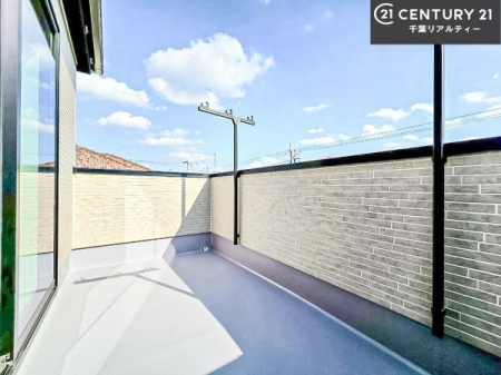 oRj[ zǍDȃoRj[łIꂽɂ͐nJIȎԂy߂܂B