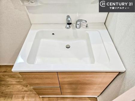 ʑEʏ [ʑ{ÉA˂ɂ̂łꂪyXIۂĂ܂I
LCȐʏŎ̃`x[Vオ܂ˁI