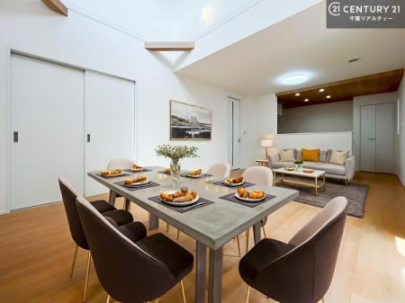 rO 㕔Ŗ邭ĴLXLDKI\t@[_CjOe[uuĂɂȂȂ̂ŉKɉ߂܂IX^fBJE^[͂ql̂׋Xy[Xɂ҂łI