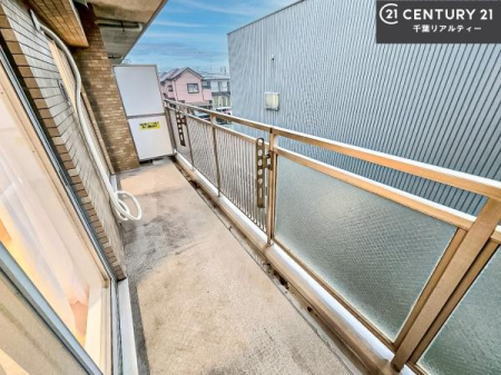 oRj[ zǍDȃoRj[łIꂽɂ͐nJIȎԂy߂܂B
