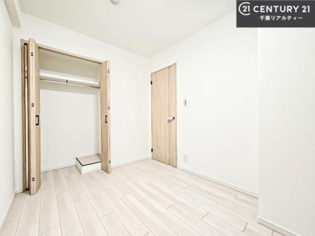 rOȊŐ VvɃfUCĂ邽߁AƋIт܂I
Cɓ̉ƋuĂ낰Ԃ邱Ƃł܂B