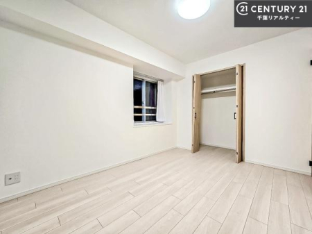 m m͎qQAFXƗprʂɗpł܂ˁB
[͂ՂȂ̂ŁALXC悭߂Ƃł܂B