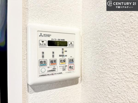 ̑ g[tĂ閣͓IȎdlłI~̓q[gVbN̗\hɂg܂B
J̓ł󕨂̂ŁA󕨂ߍ݂ɂI