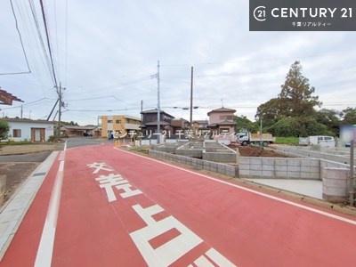 OʓH܂ތnʐ^ OʓH͍LXƂĂAԂ̏oNNBJӂ闧nŁASĕ点Z܂łB