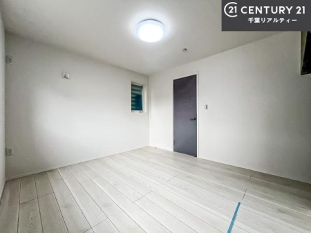 Q 邭ʂ̗ǂłBuVvvɃfUCꂽBRx̂ŉƋ⃌CAEgłD݂̋Ԃnグ܂B