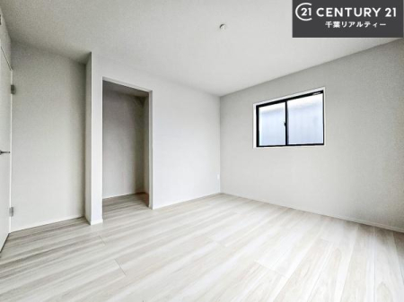 rOȊŐ VvɃfUCĂ邽߁AƋIт܂I
Cɓ̉ƋuĂ낰Ԃ邱Ƃł܂B